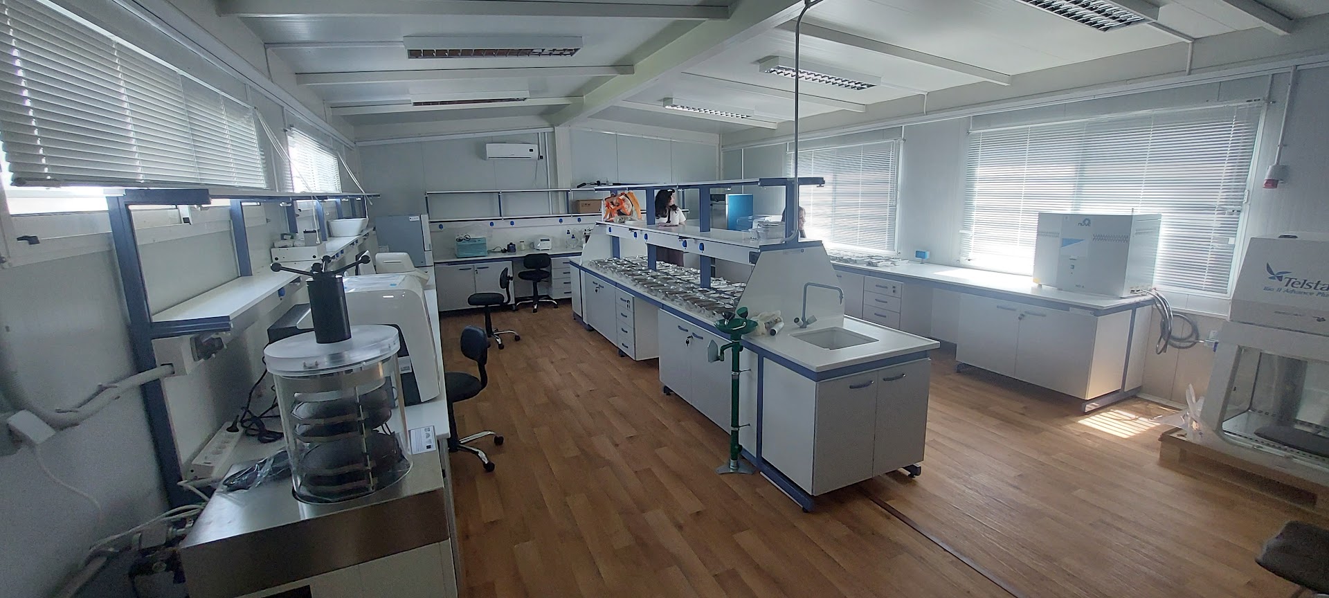 Modern lab